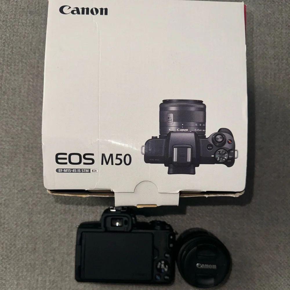 Canon EOS M50 Camera